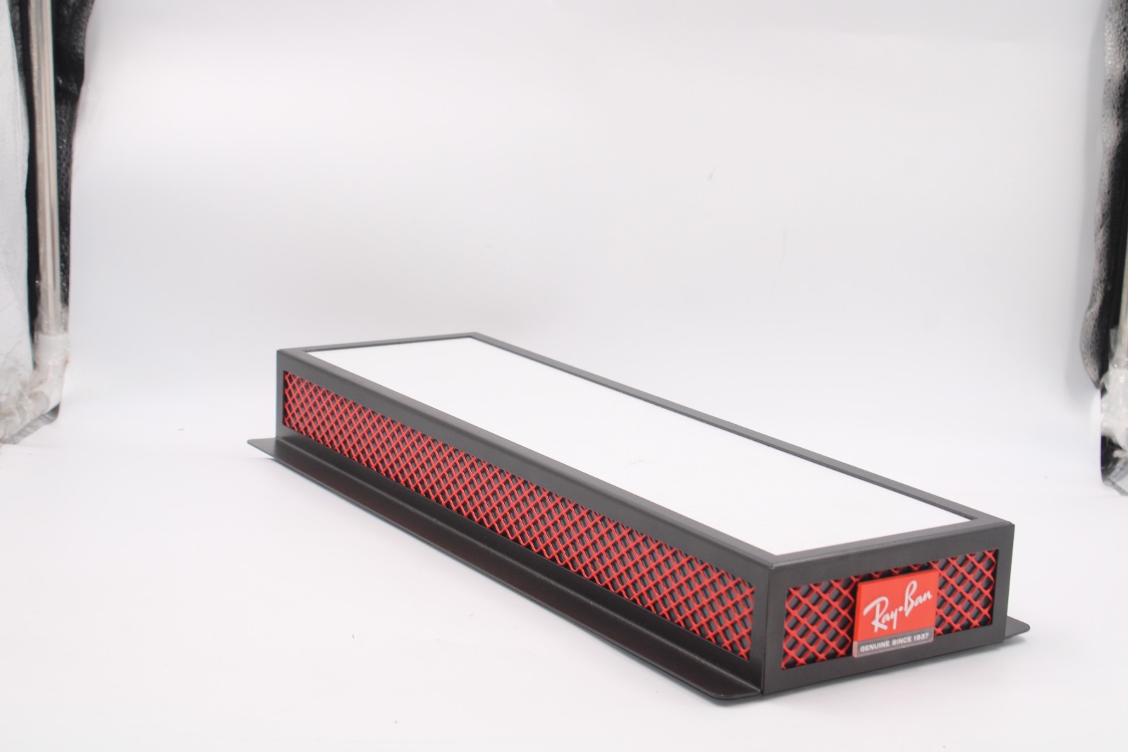 RAY BAN Sunglasses Countertop Riser Display Stand 16.5″ x 6 3/8″ x 2 1/8″ Italy