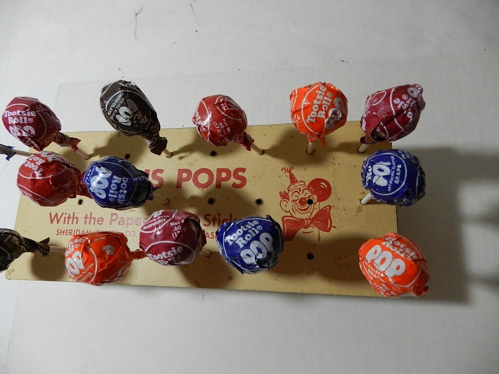 VINTAGE 1950’S CIRCUS POPS SUCKER STORE DISPLAY- VINTAGE CLOWN- VINTAGE CIRCUS