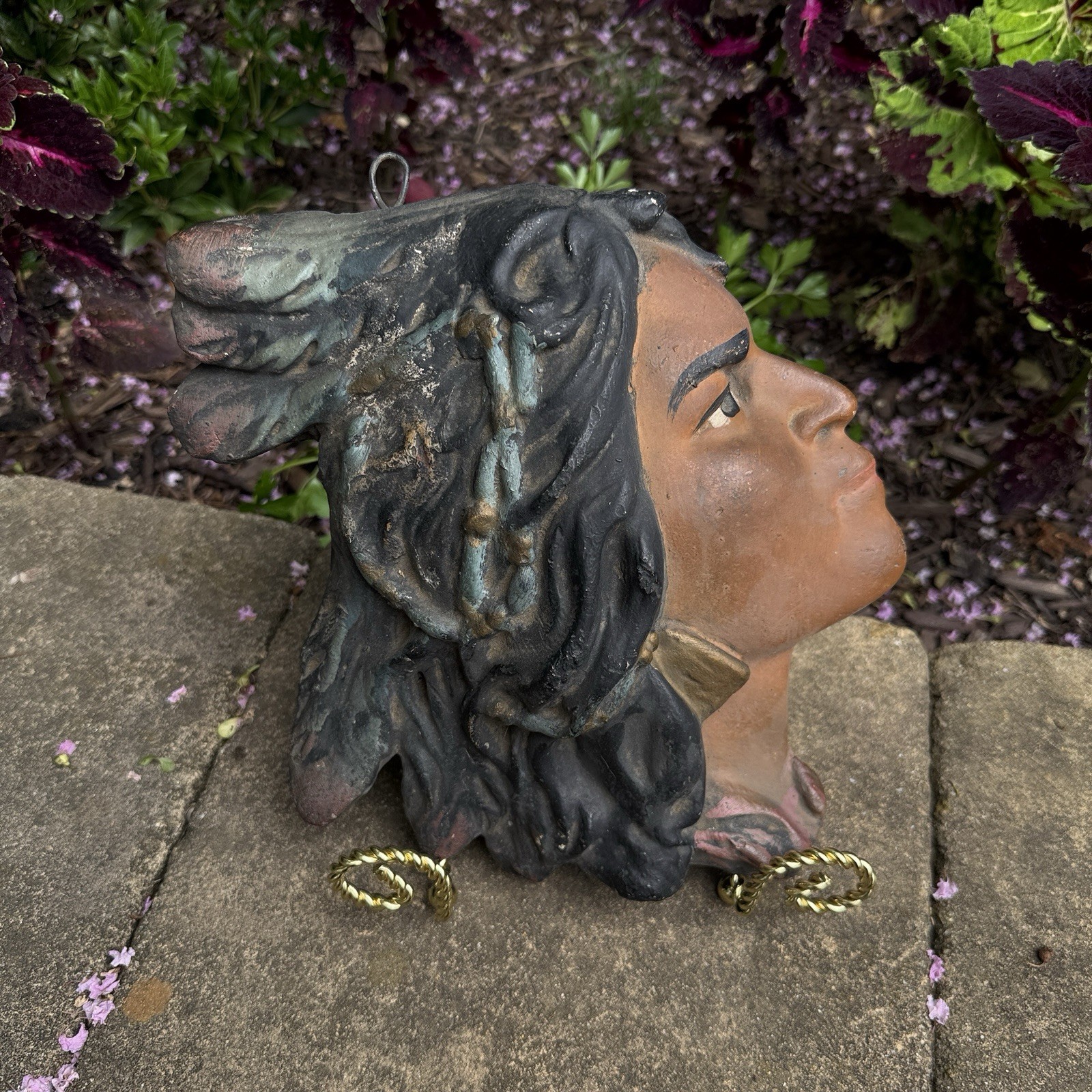 VTG Indian Head Wall Hanging Chalkware Native American Cigar Store Hiawatha Art