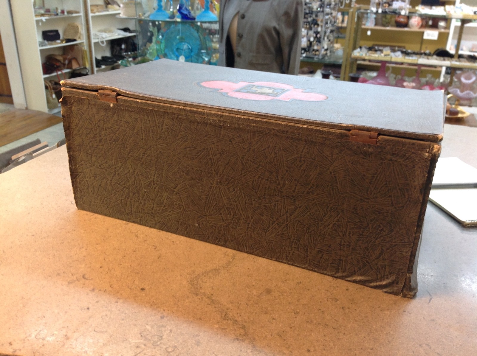 VTG HART SCHAFFNER & MARX MAIL ORDER SALESMAN SAMPLE DISPLAY CASE BOX MEN SUITS