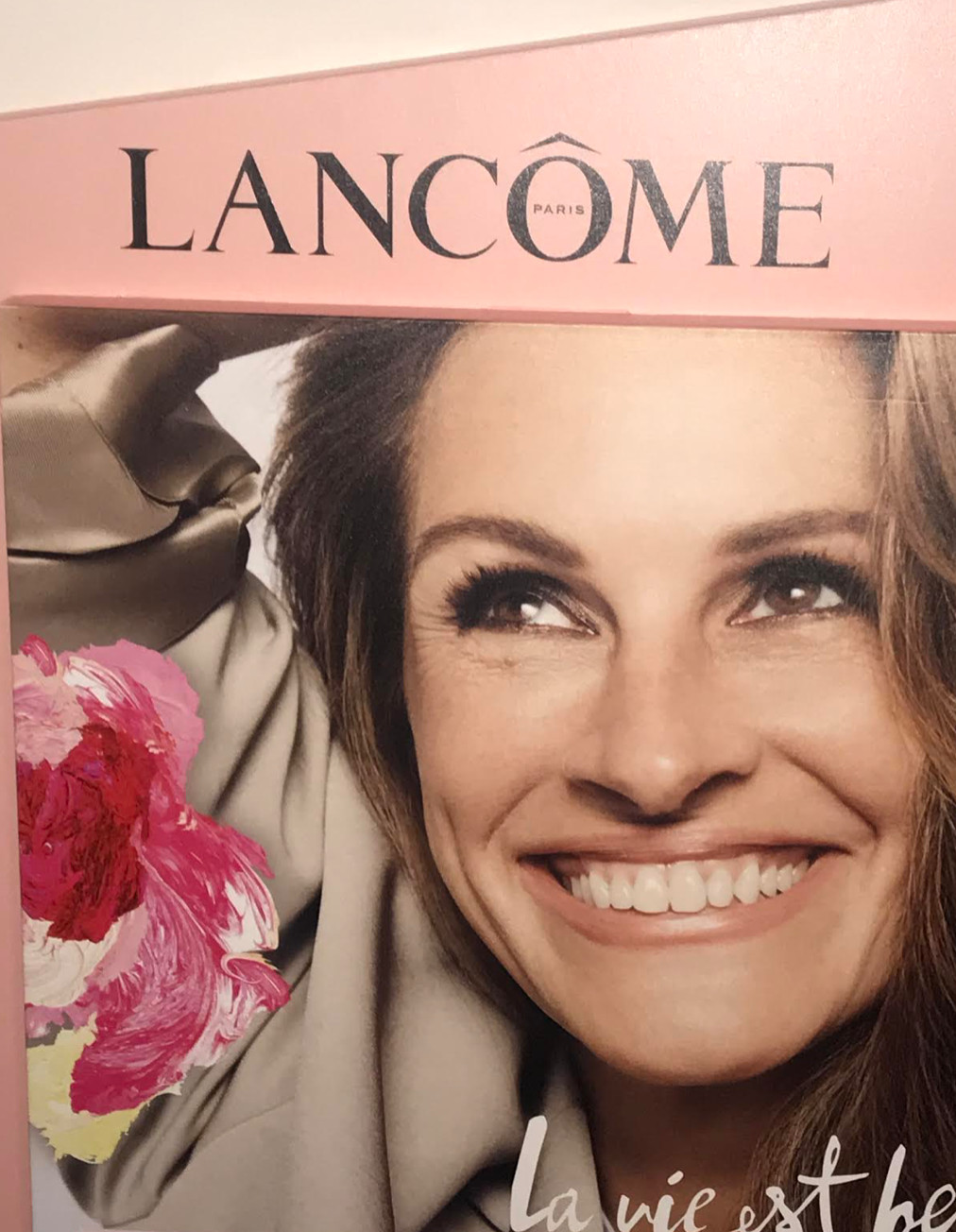 Julia Roberts Lancome Perfume PROMO DISPLAY Ulta a vie est belle Fragrance HUGE