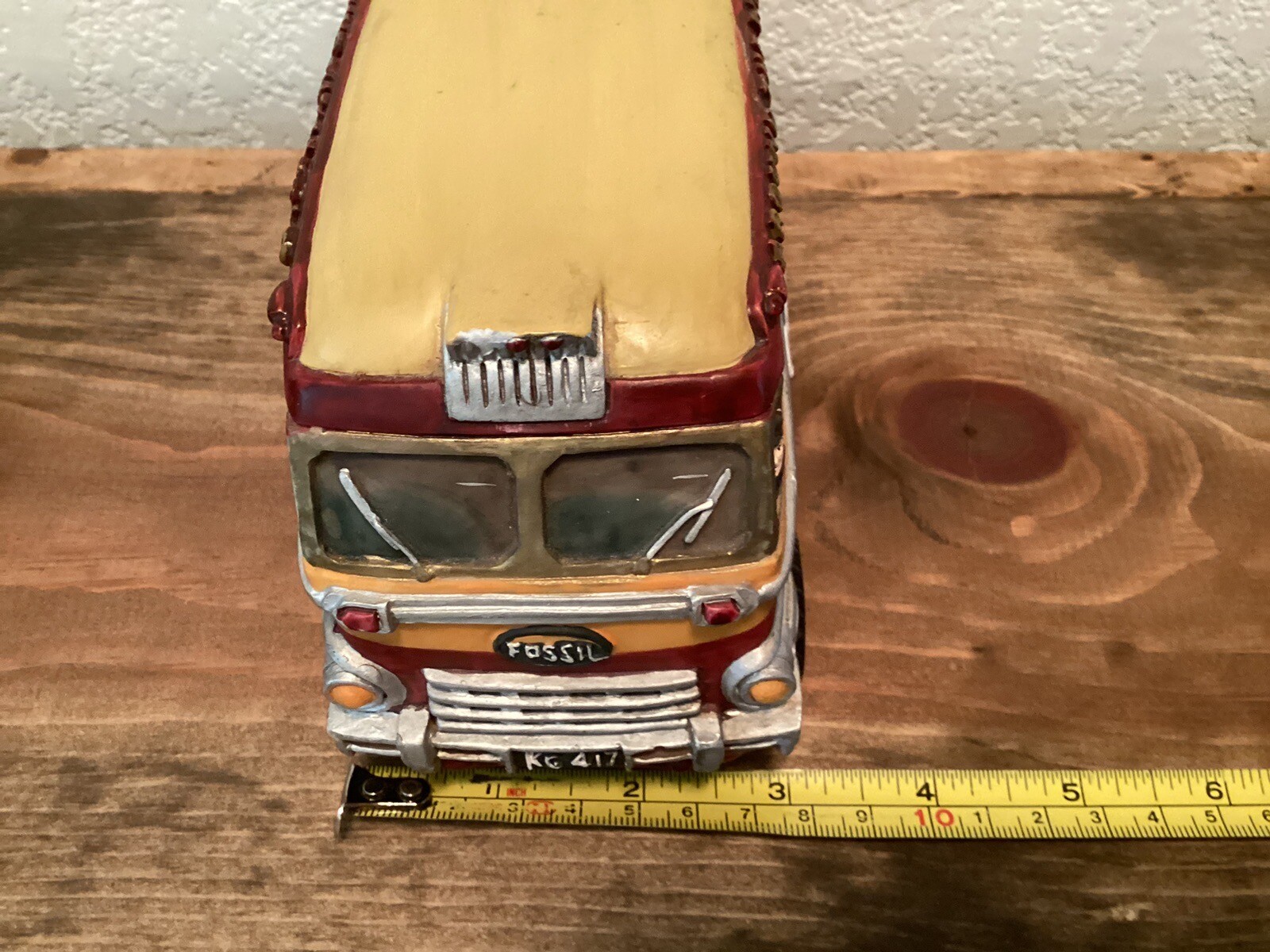FOSSIL Watch Around The World American Classic Yellow Bus Vehicle Watch Display