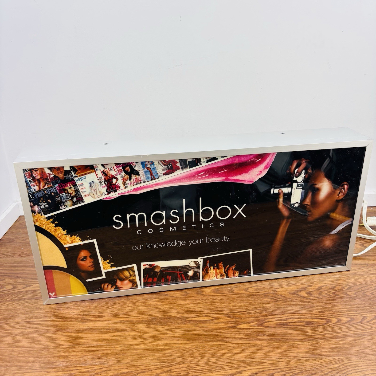 Smashbox Cosmetics RARE Light Up Commercial Display Sign Advertisement – Rare!