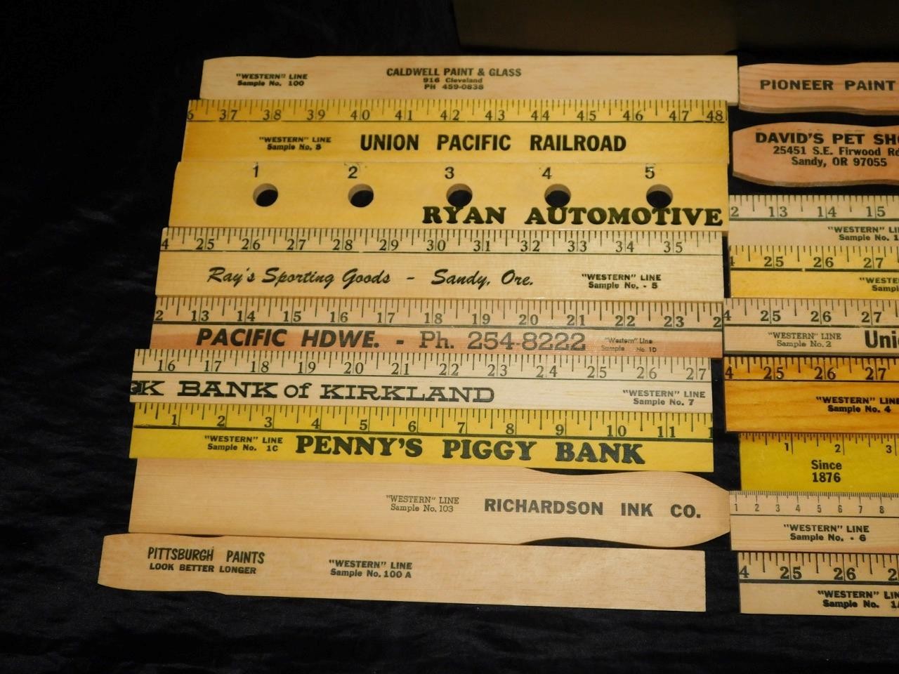 Western Line Yardsticks Salesman Sample Box Lot 18 Mini Rulers Union Pacific RR