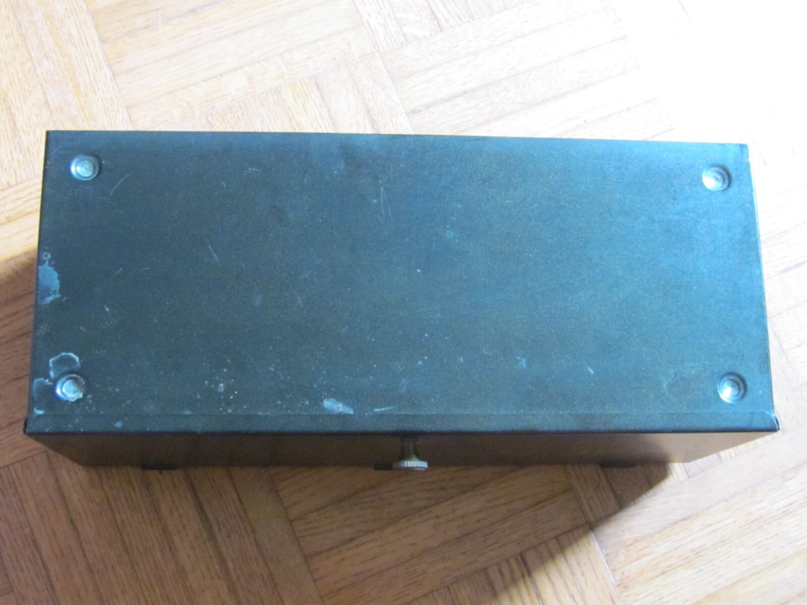 VINTAGE STORE COUNTER METAL CASE LEATHER BY GEMEX WATCH BAND
