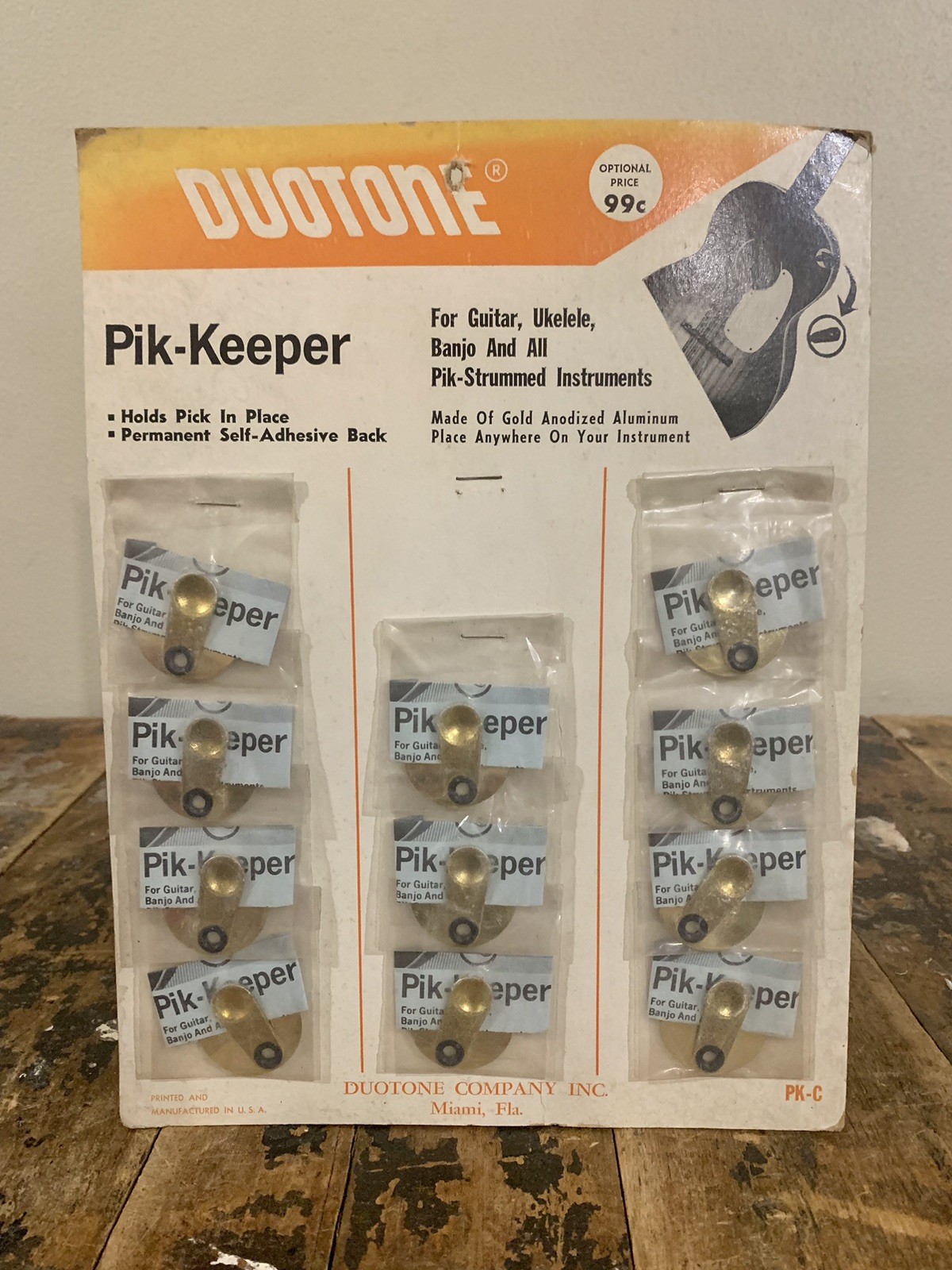 Vintage Duotone Guitar Pik-Keeper Easel Back Counter Store Display Miami Florida