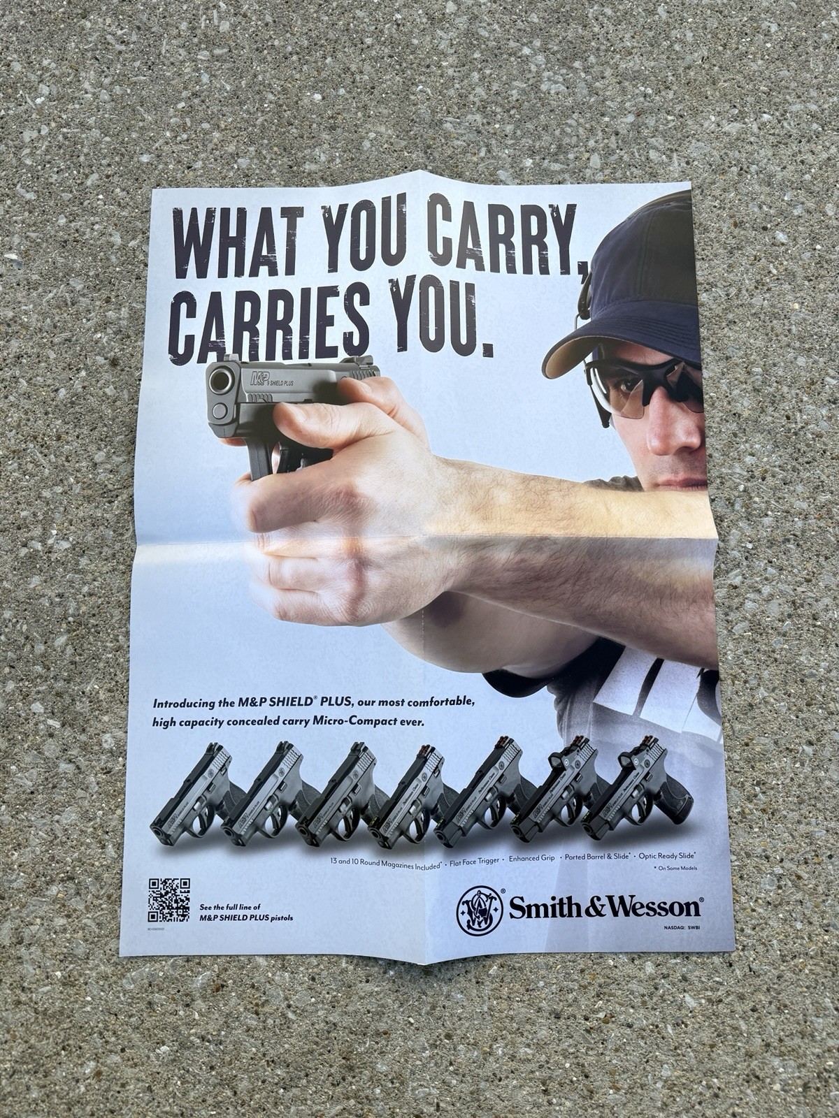 Smith & Wesson S&W Dealer Promo Advertising Kit: 3 Posters Mouse Pad Counter Mat