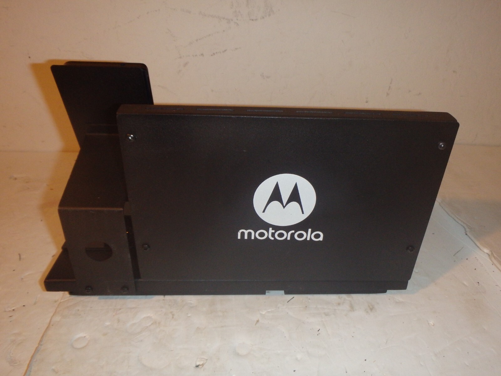 Motorola Edge + Plus Video Retail Store Display Phone Holder