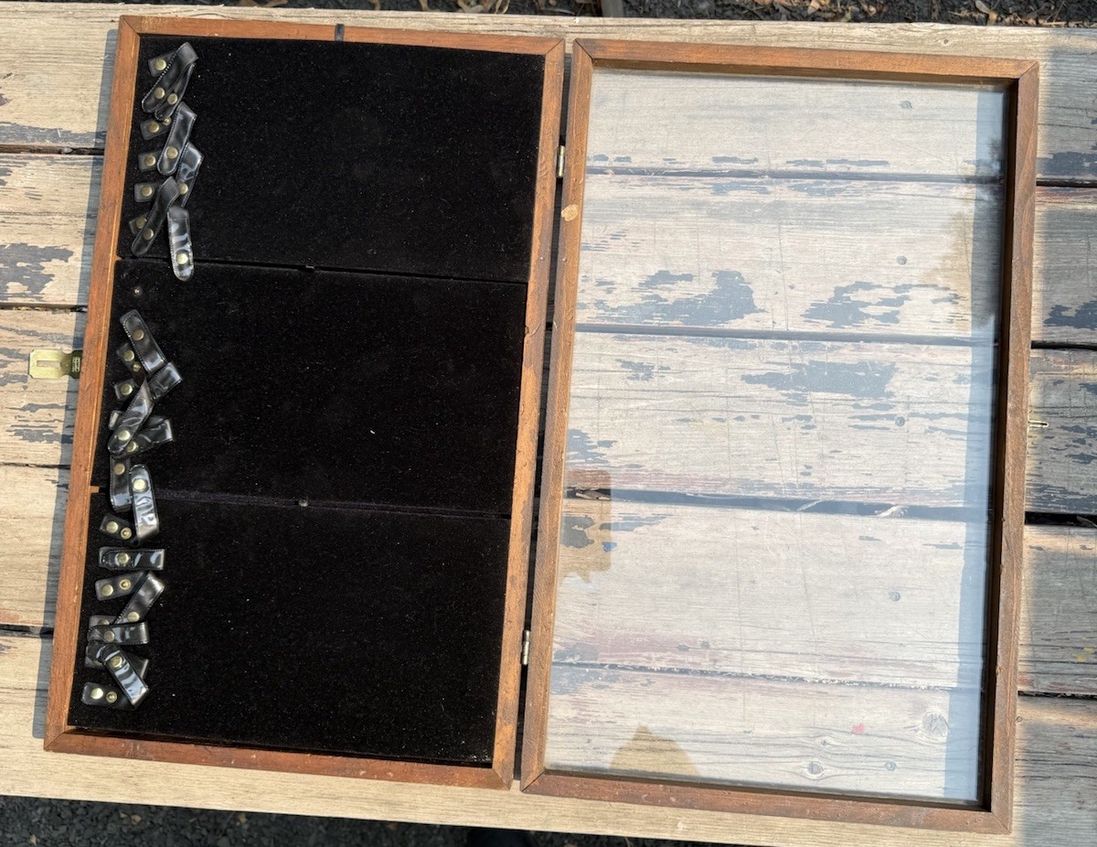 VTG Wood & Glass Velvet Countertop Hardware Store Display Case Knife Case 25×15”