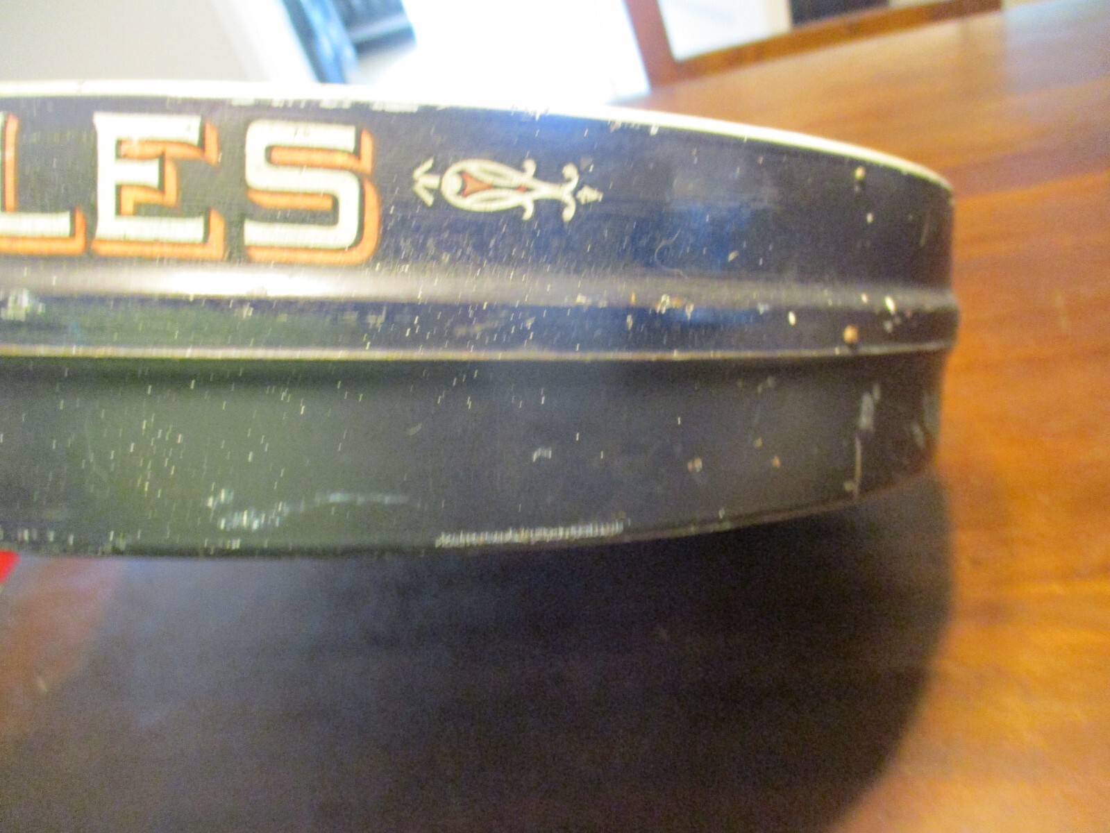THE BOYE NEEDLE CO. NEEDLES AND SHUTTLES FOR YOUR MACHINE STORE DISPLAY ANTIQUE