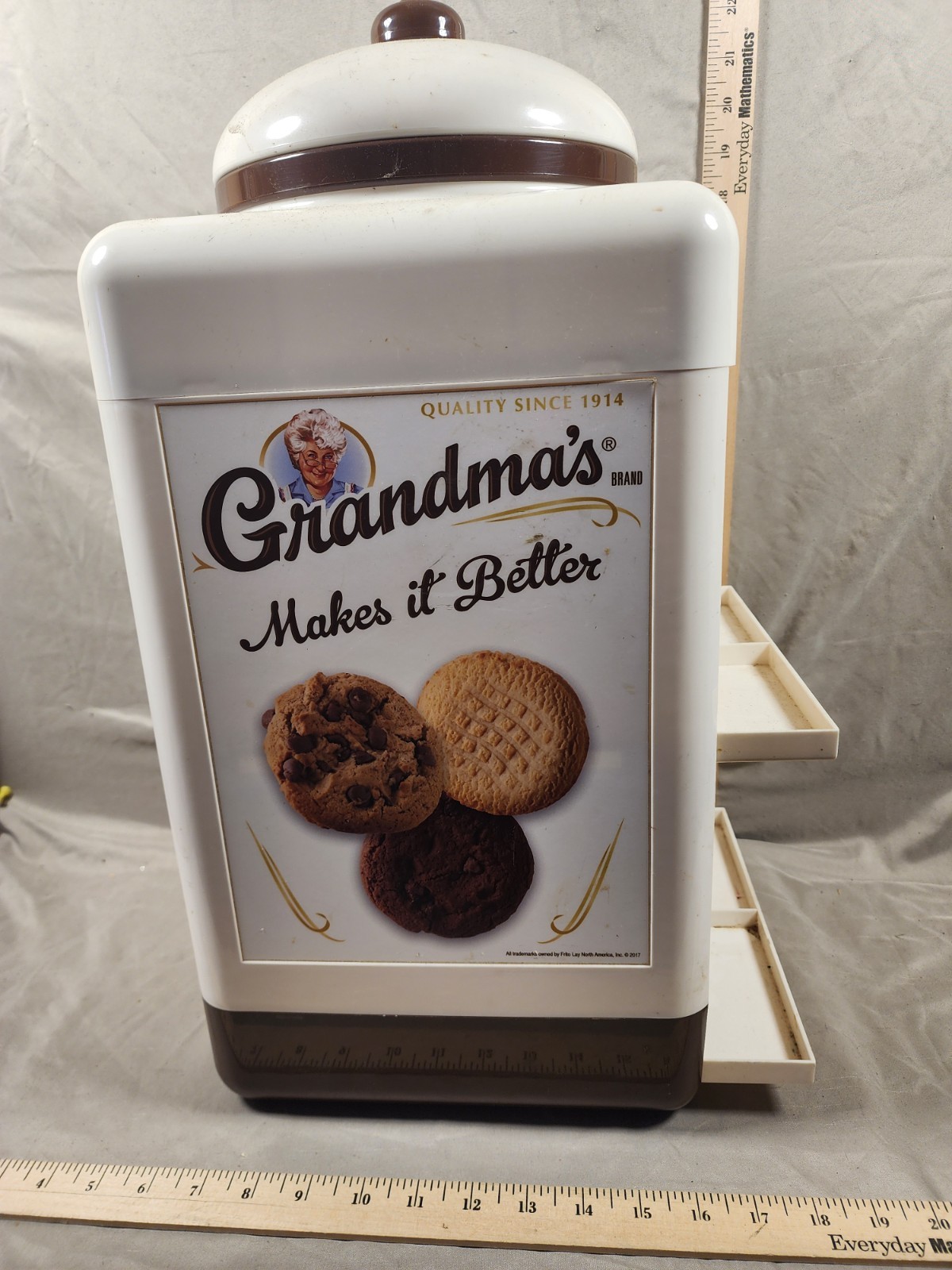 Vintage Granma’s Cookies Store Display Shelf Rack Used