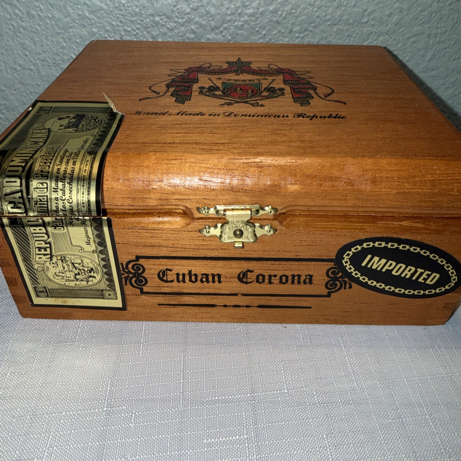 VTG Cigar Box Arturo Fuente Wooden Empty Cigar Box Cuban Corona
