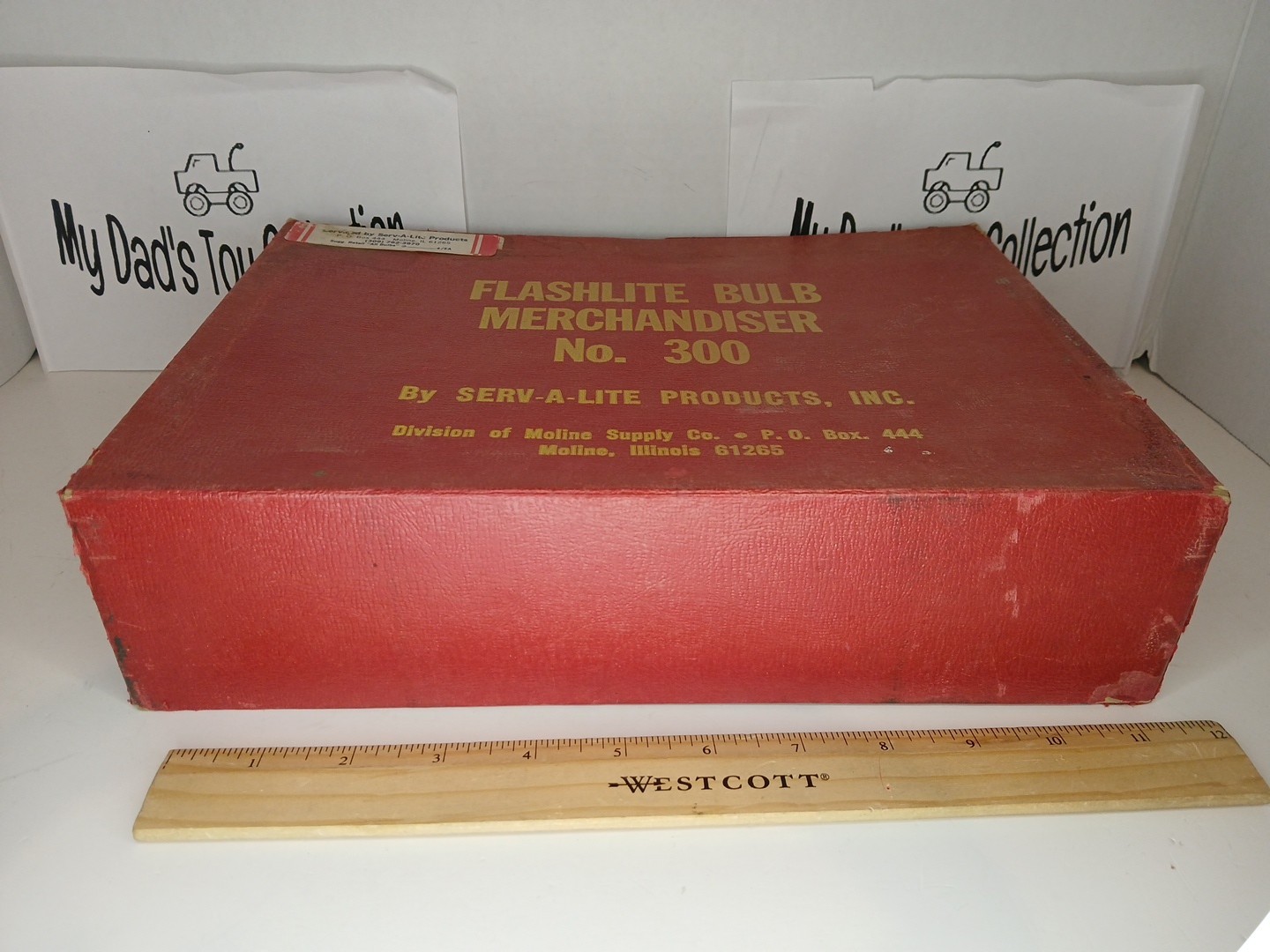 Vintage SERV-A-LITE Flashlite Bulb Merchandiser No. 300 – with Bulbs Display