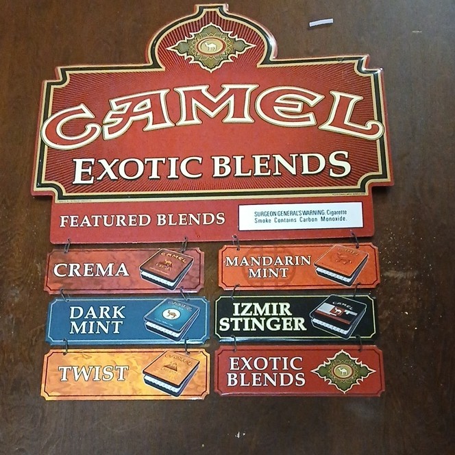 Camel Exotic Blends Store Display Sign Crema Dark Mint Twist Mandarin Mint Izmir