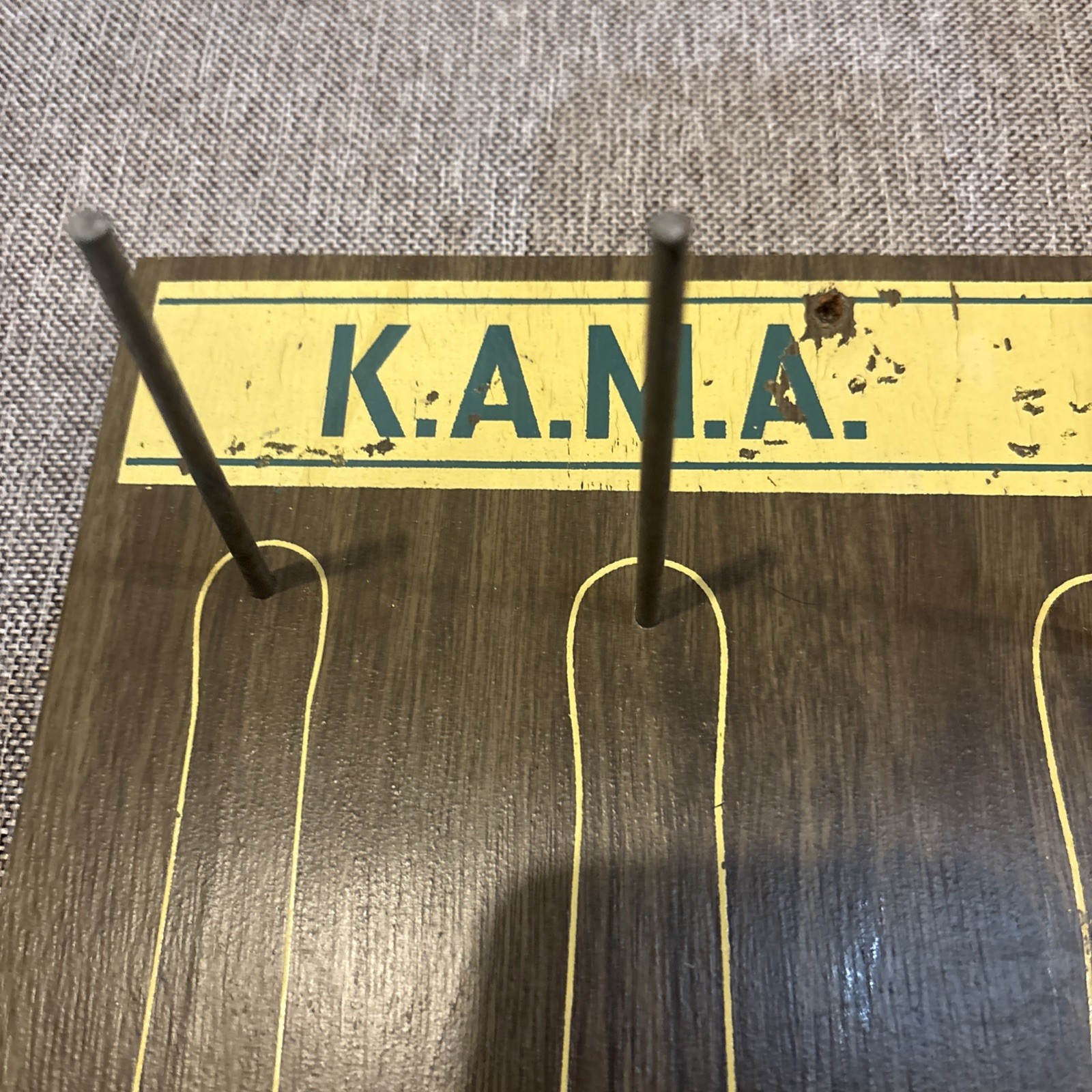 VINTAGE K.A.M.A. BY FLEET TOOL CO. HARDWARE DISPLAY TOOL SET BOARD 24” X 12”