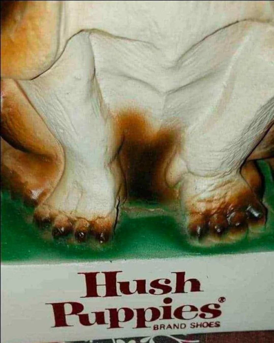 Vintage HUSH PUPPIES Store Counter Advertising Display – 8″ Bassett Hound